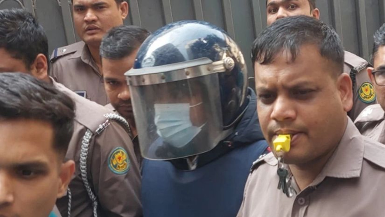 হাদি হত্যা মামলা: প্রধান আসামির ঘনিষ্ঠ সহযোগী ফয়সাল রুবেল ফের তিন দিনের রিমান্ডে 