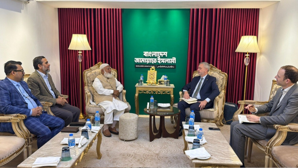 জামায়াত আমীরের সাথে ইইউ রাষ্ট্রদূতের সাক্ষাৎ