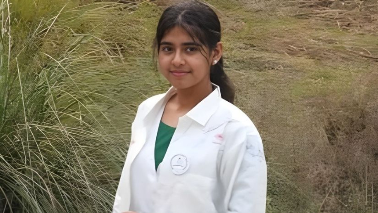 সড়কে প্রাণ গেল এসএসসি পরীক্ষার্থীর