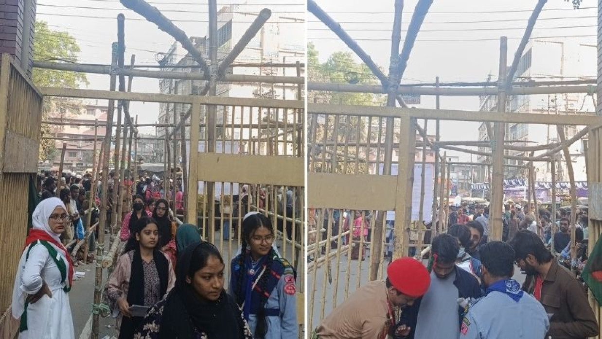 জগন্নাথ বিশ্ববিদ্যালয় কেন্দ্রে প্রবেশ করছেন ভর্তিচ্ছুরা