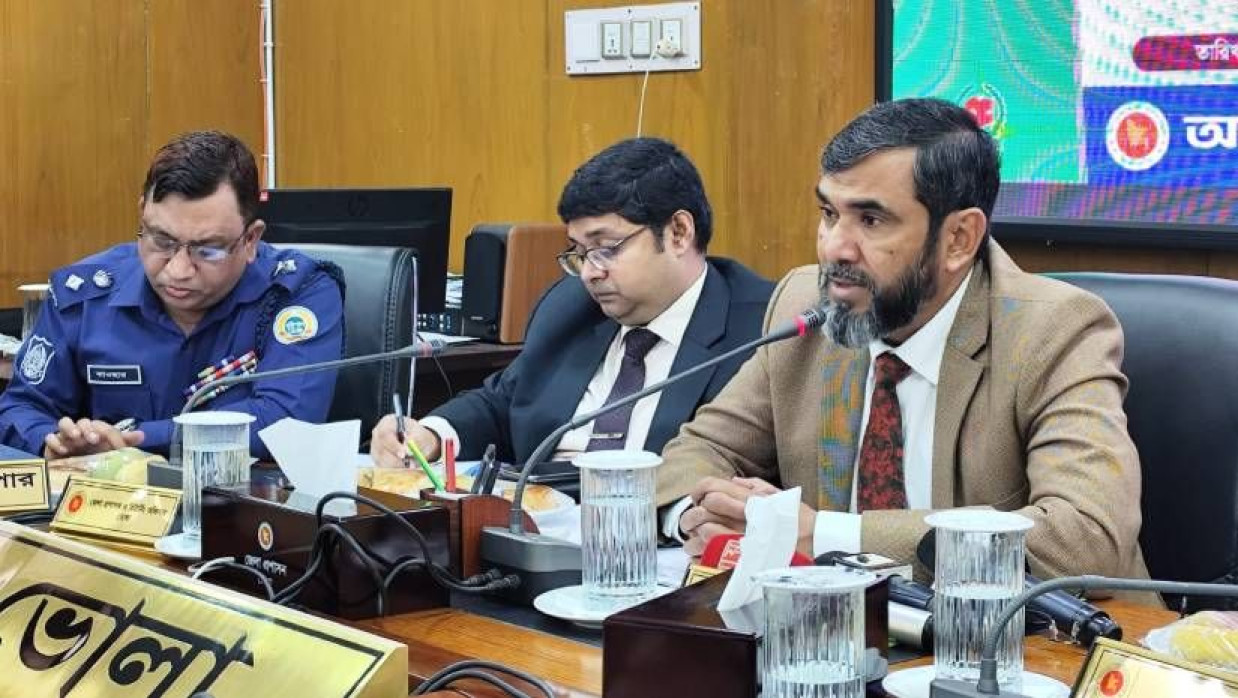 প্রশাসনের নিরপেক্ষতা বিঘ্নিত হলে কঠোর ব্যবস্থা: ইসি সানাউল্লাহ