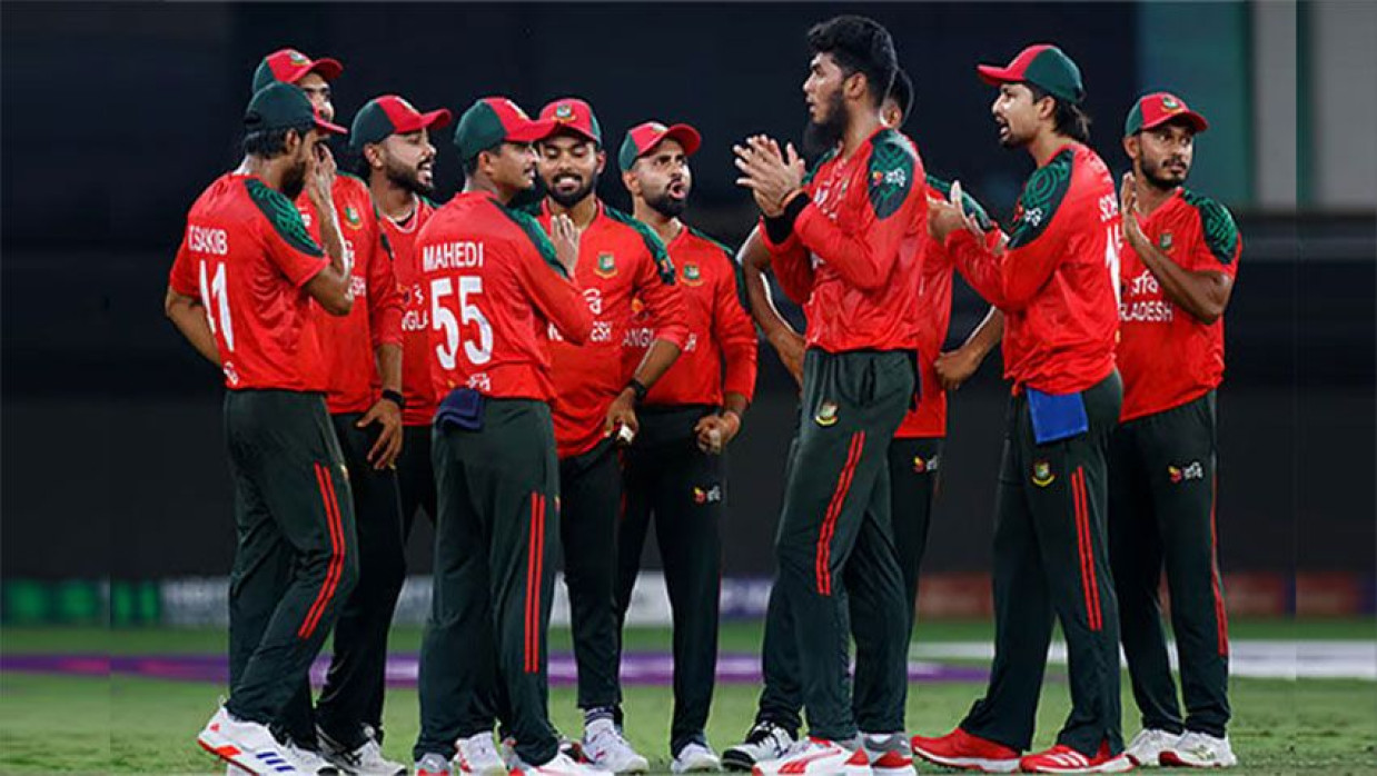 কেন্দ্রীয় চুক্তিতে বাড়ছে ক্রিকেটার, বেতনও বাড়ছে কি?