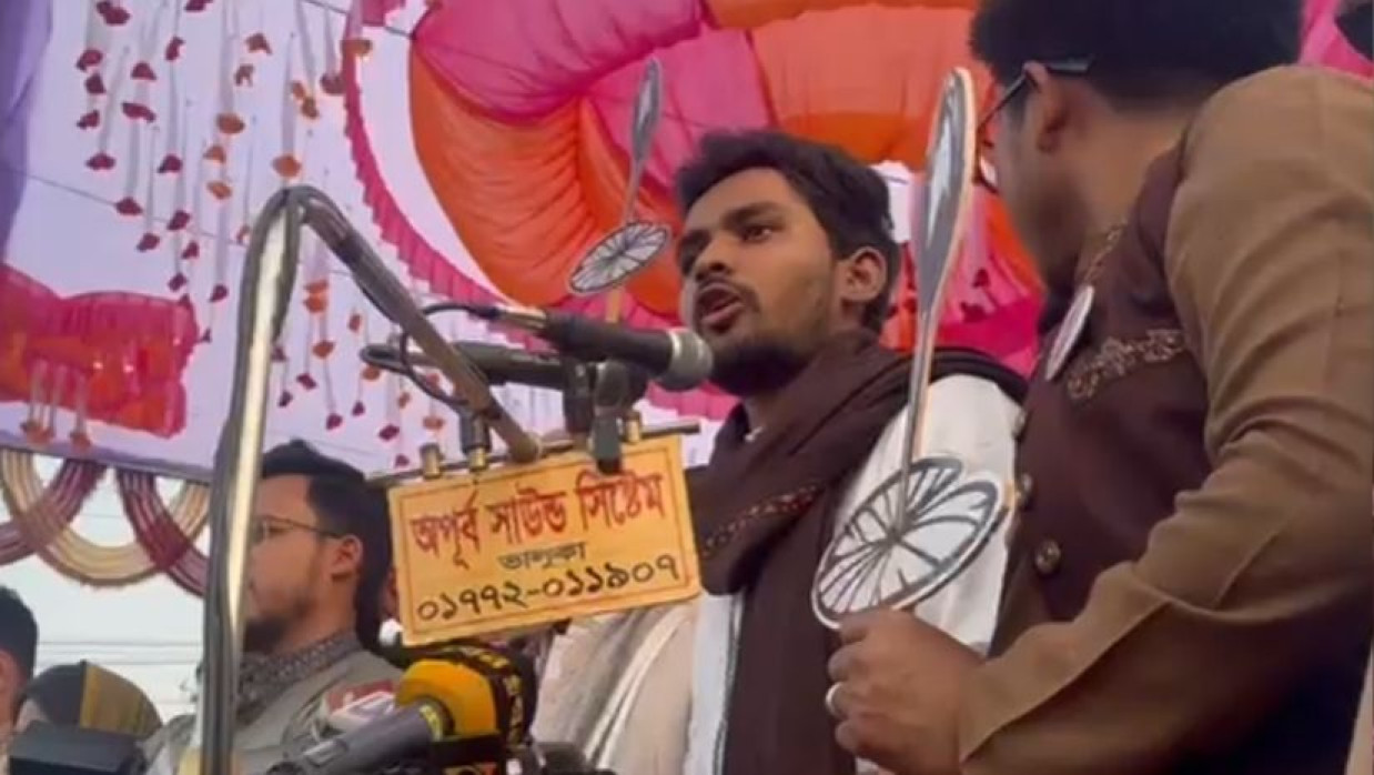 নির্বাচনের দিন কেন্দ্র পাহারা দেওয়ার আহ্বান আসিফের