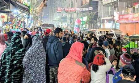 রাজধানীতে বাসা থেকে কলেজছাত্রীর গলাকাটা মরদেহ উদ্ধার