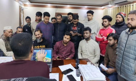 চার শিক্ষার্থীর সমস্যার সমাধান করল জকসু প্রতিনিধিরা