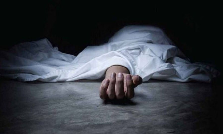 অসুস্থ বাবাকে দেখতে গিয়ে লাশ হলেন ছেলে