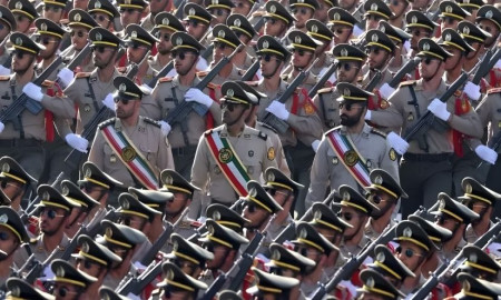 ইরানে বিক্ষোভে সেনাবাহিনীর অবস্থান কী, সরকার কী চায়?