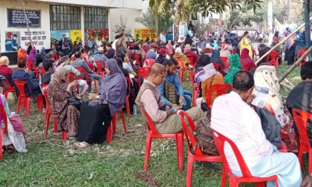 শাবিপ্রবিতে ‘বি’ ইউনিটের ভর্তি পরীক্ষা শুরু, বাইরে অপেক্ষায় অভিভাবকরা