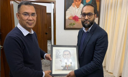 ‘আই হ্যাভ এ প্ল্যান’ শীর্ষক কার্টুন তারেক রহমানের কাছে হস্তান্তর