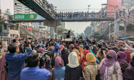 ‘অধ্যাদেশ মঞ্চ’ স্থাপন করে সায়েন্সল্যাবে গণজমায়েতের ঘোষণা শিক্ষার্থীদের