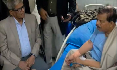 মান্নাকে দেখতে হাসপাতালে মির্জা ফখরুল