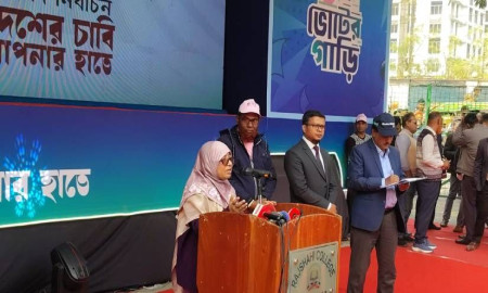 বৈষম্যহীন সমাজ গড়তে গণভোটে ‘হ্যাঁ’ জয়ের আহ্বান স্বাস্থ্য উপদেষ্টার