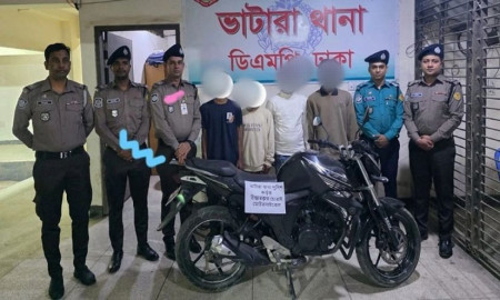 ভাটারা থানা থেকে চুরি হওয়া মোটরসাইকেল উদ্ধার, গ্রেপ্তার ৪