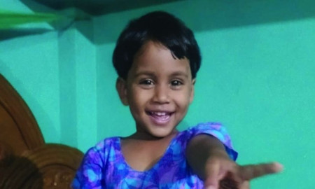 পুকুরে মুখ ধুতে গিয়ে প্রাণ গেল ৩ বছরের হুমায়রার