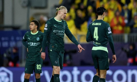 ছন্দ হারিয়েছে ম্যানসিটি, চ্যাম্পিয়ন্স লিগে লজ্জাজনক হার