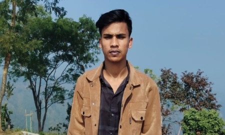 এইচএসসির সময় মা’র মৃত্যু, জিপিএ-৫ না থেকেও মনিরের ঢাবিতে চান্স টপার হয়ে