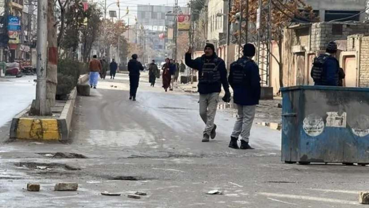 পাকিস্তানে কোয়েটাসহ ১২ শহরে হামলা, দুই দিনে অন্তত ১০৮ নিহত