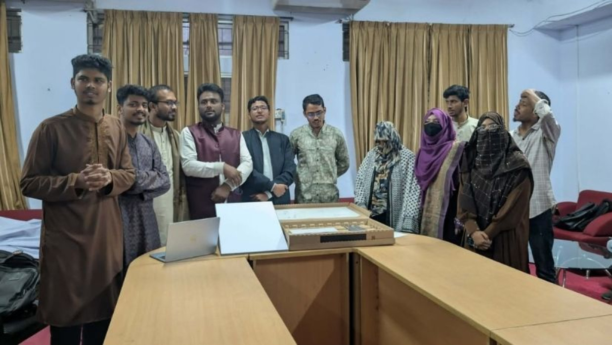 জকসুর উদ্যোগে পরীক্ষামূলকভাবে চালু হলো স্টারলিংক