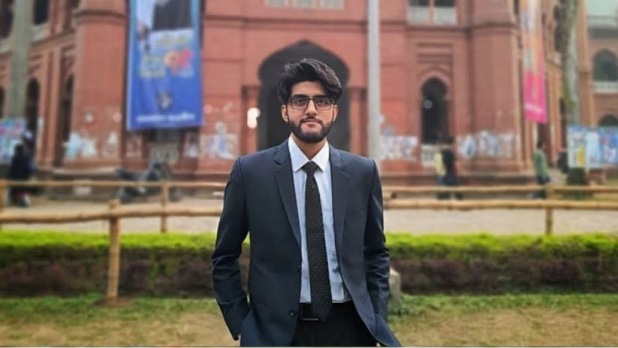 ৫ বছর পর কামব্যাক, পুরনো যন্ত্রণাতেই কি প্রাণ গেল ঢাবিতে প্রথম হওয়া গাঙ্গুলীর?