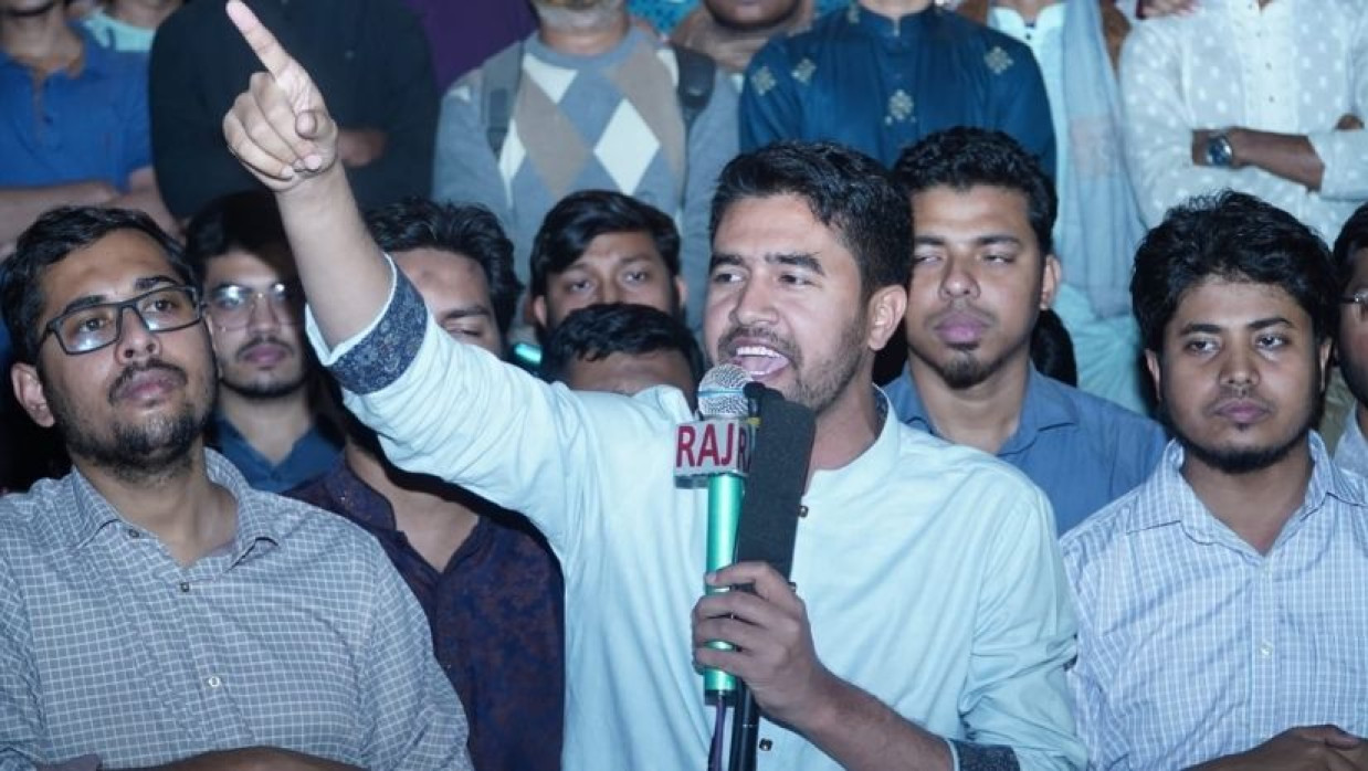 ১২ তারিখ দেশের জনগণ চাঁদাবাজ ও নারী নিপীড়কদের লালকার্ড দেখাবে: সিবগাতুল্লাহ