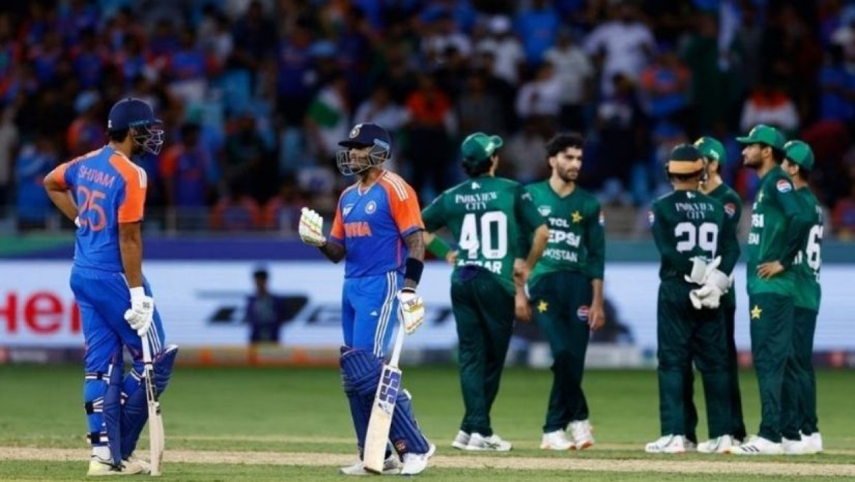 পাকিস্তান বয়কট করলেও শ্রীলঙ্কায় যেতে হবে ভারতকে!