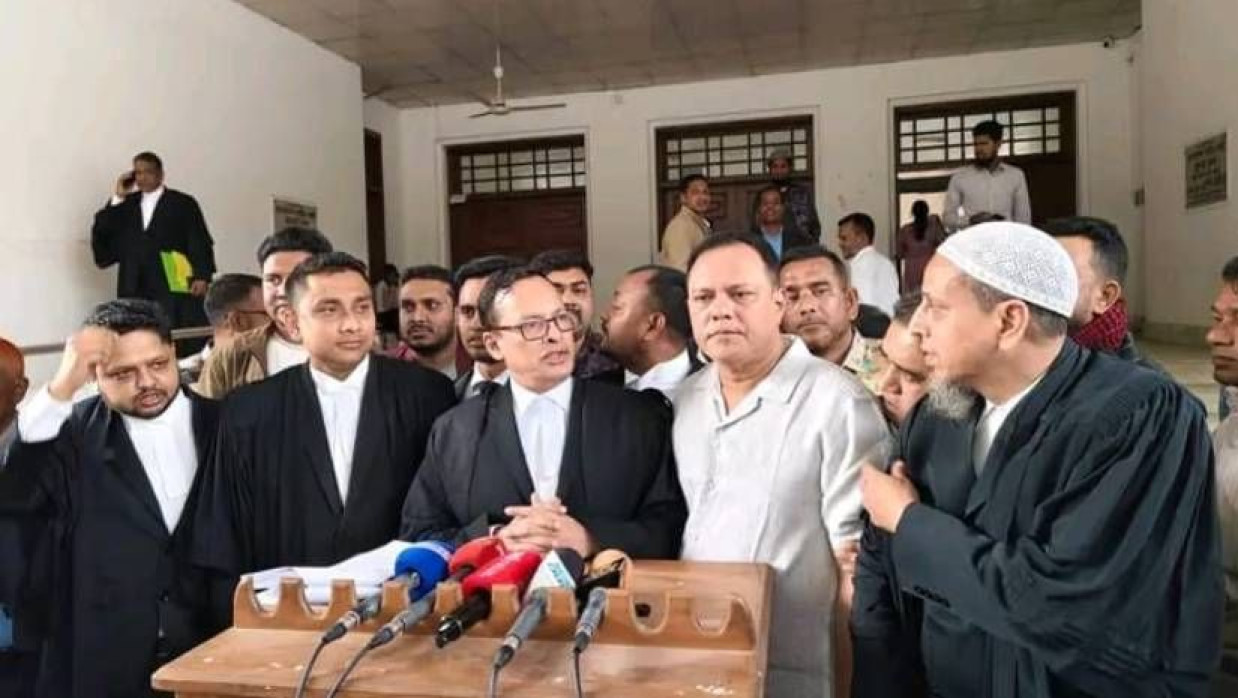 জামিন পাওয়া আসামিদের বিষয়ে কথা বলছেন আইনজীবী