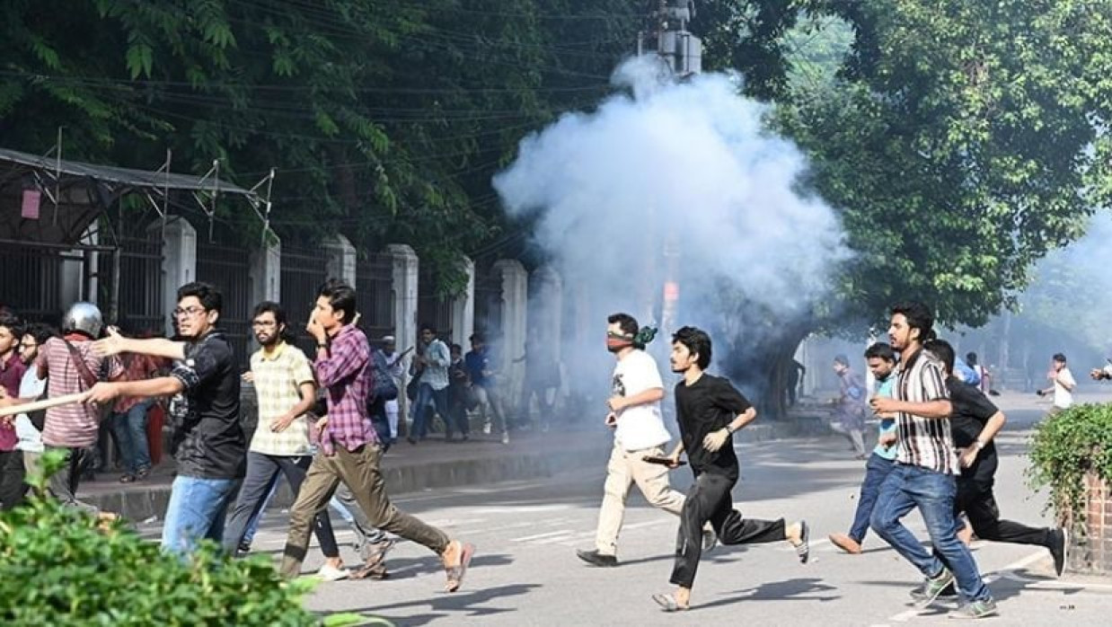 আওয়ামী লীগ নেতাকর্মীদের আড়াই লাখ আসামীর ৫৭ হাজার গ্রেপ্তার, ৫৫ ভাগই জামিনে মুক্ত