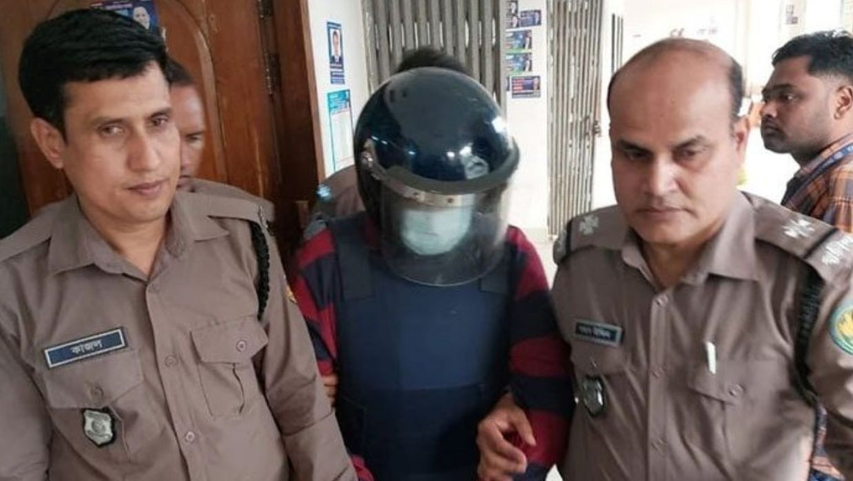 বিমানের এমডি ও তার স্ত্রীসহ চারজনকে কারাগারে পাঠিয়েছেন আদালত