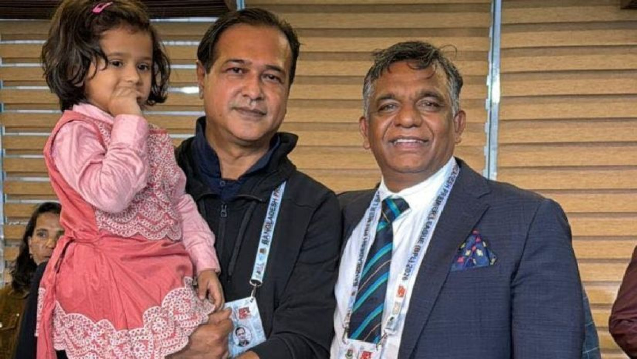 বিসিবি সভাপতিকে নিয়ে আসিফ আকবরের আবেগঘন পোস্ট