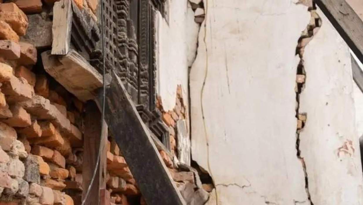 ভূমিকম্প হলে অনেকে আতঙ্কিত হয়ে পড়েন