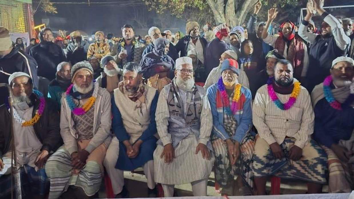 বিএনপি নেতাকর্মীর জামায়াতে যোগ