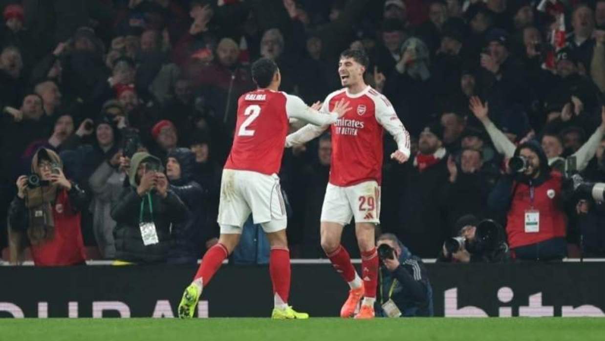  আর্সেনাল খেলোয়ারদের উদযাপন