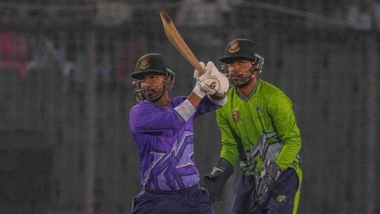 লিটনদের কাছে হেরে ‘অদ্ভুত’ অজুহাত আকবরের