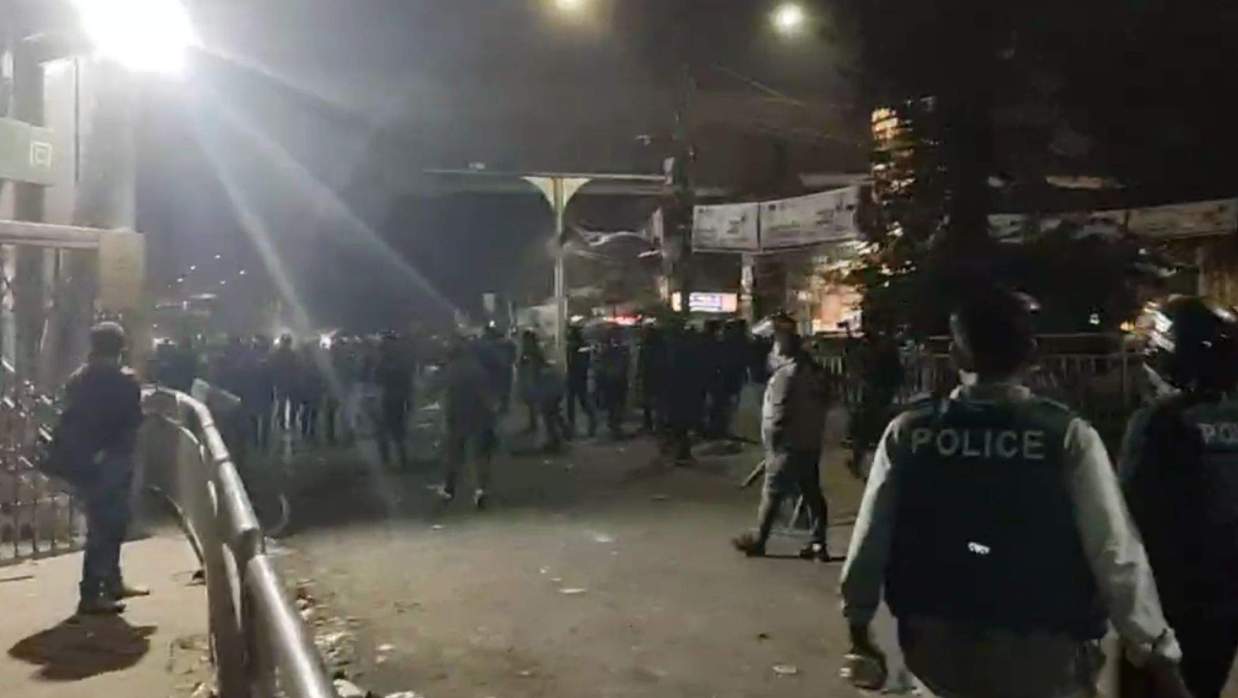 শাহবাগে সংঘর্ষ