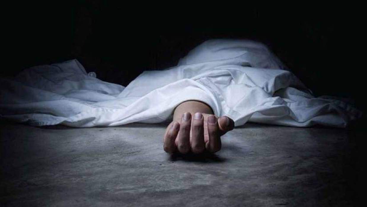 ময়মনসিংহে গৃহবধূকে গলা কেটে হত্যা