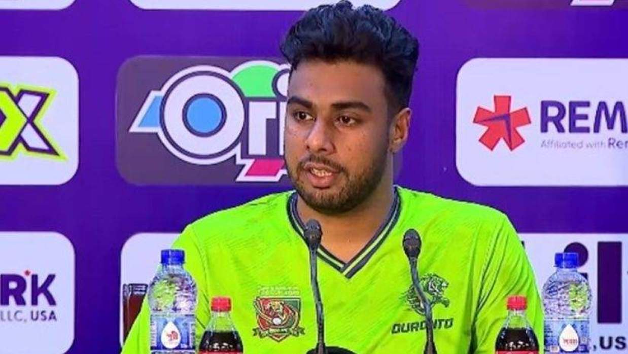 জাতীয় দলে চোখ সেই সাকলাইনের