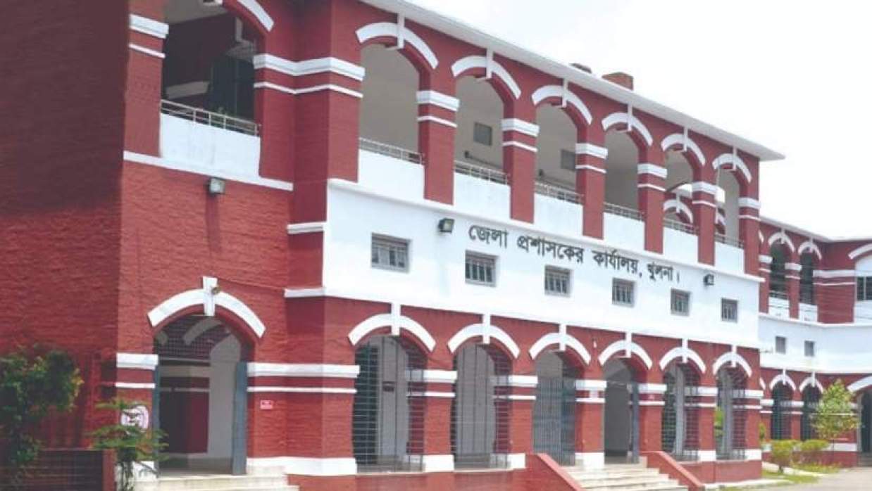 ২ পদে ২৮ কর্মী নিয়োগে আবেদন চলছে খুলনা জেলা প্রশাসকের কার্যালয়ে