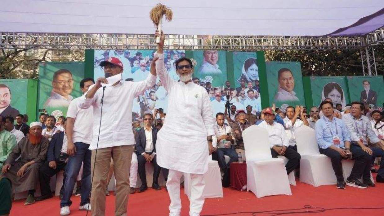 শেষ দিনে ঢাকা-৮ আসনসহ একাধিক জায়গায় তারেক রহমানের নির্বাচনী প্রচারণা