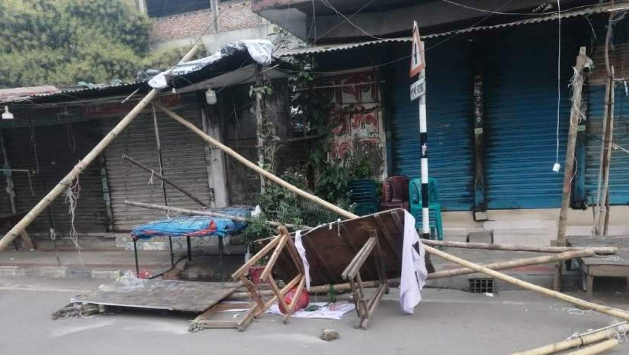 নির্বাচনী ক্যাম্প ভাঙচুর