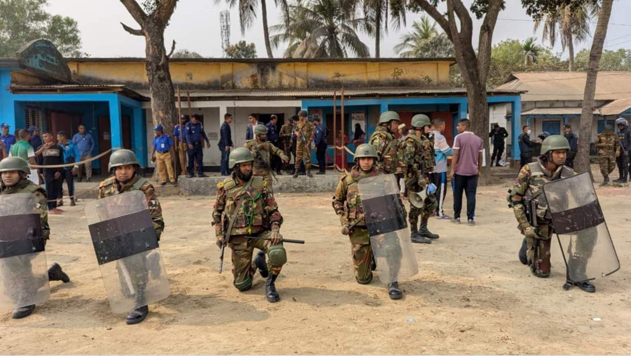 প্রস্তুত আইনশৃঙ্খলা বাহিনী