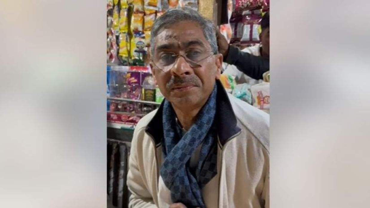 বিএনপির প্রার্থী শহীদ উদ্দীন চৌধুরী এ্যানি কথা বলছেন