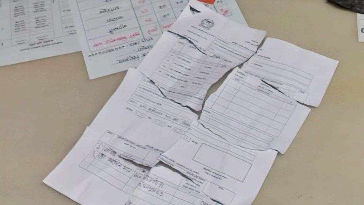 বরগুনায় ভোট গণনার আগেই রেজাল্ট শিটে স্বাক্ষর নেওয়ার অভিযোগ