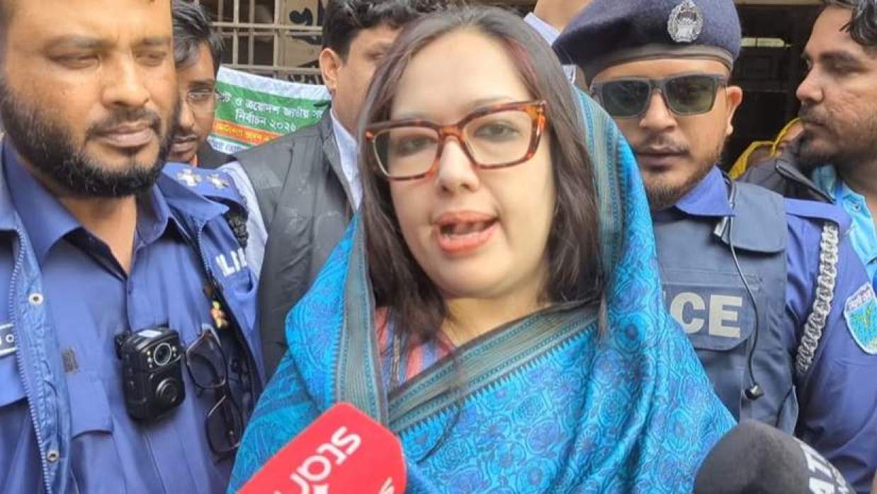 বিভিন্ন জায়গায় সিল মারার পায়তারা করছে: রুমিন ফারহানা