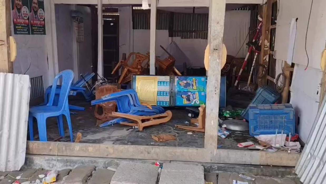 জামায়াতের কর্মী–সমর্থকদের বাড়ি, ব্যবসা প্রতিষ্ঠানে হামলা ও ভাঙচুর