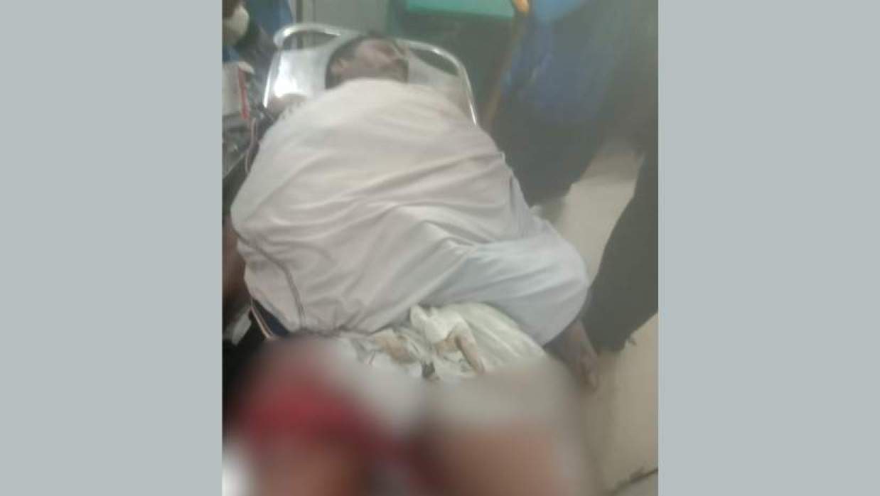  মসজিদে যাওয়ার পথে দুর্বৃত্তের ছোড়া গুলিতে নিহত ১