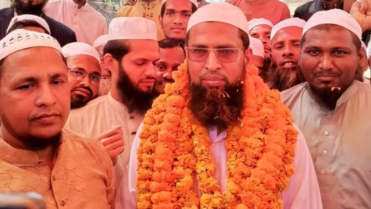 তারেক রহমানের কাছে মন্ত্রিত্ব চান ইসলামী আন্দোলনের একমাত্র এমপির সমর্থকরা