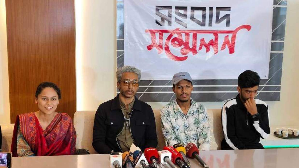 সংবাদ সম্মেলনে মোস্তাফিজুর রহমান