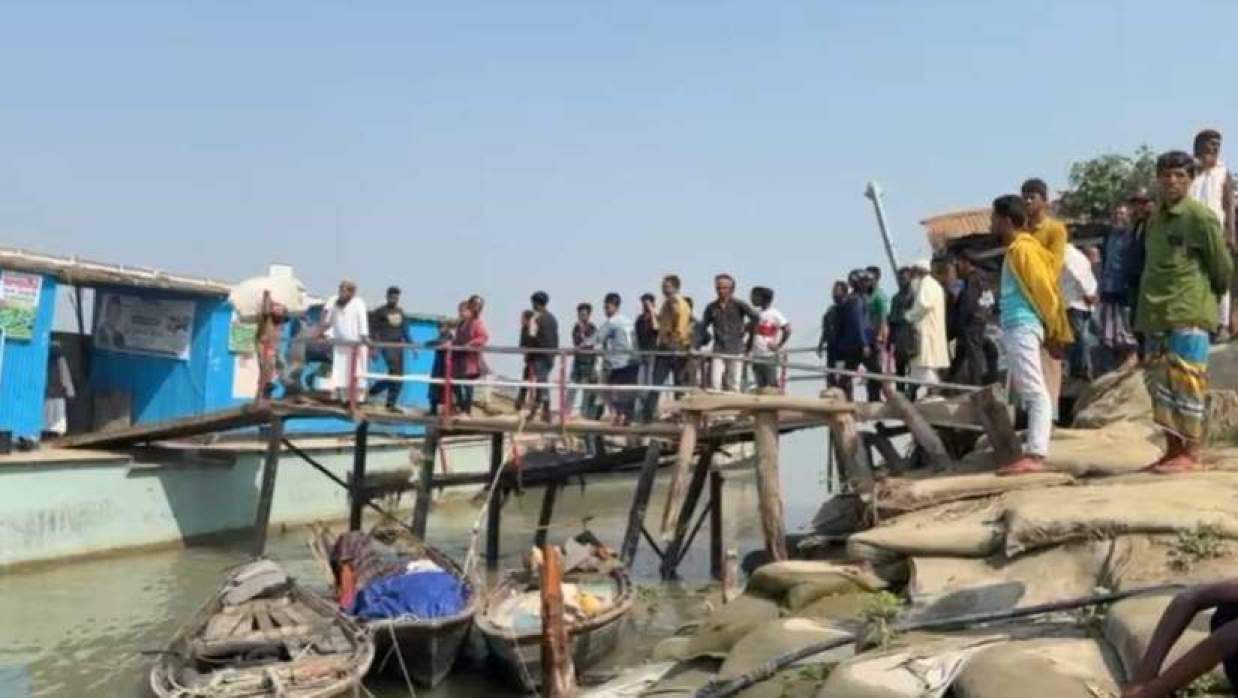 ২১ ঘণ্টা পরও উদ্ধার হয়নি নদীতে পড়ে নিখোঁজ যুবক