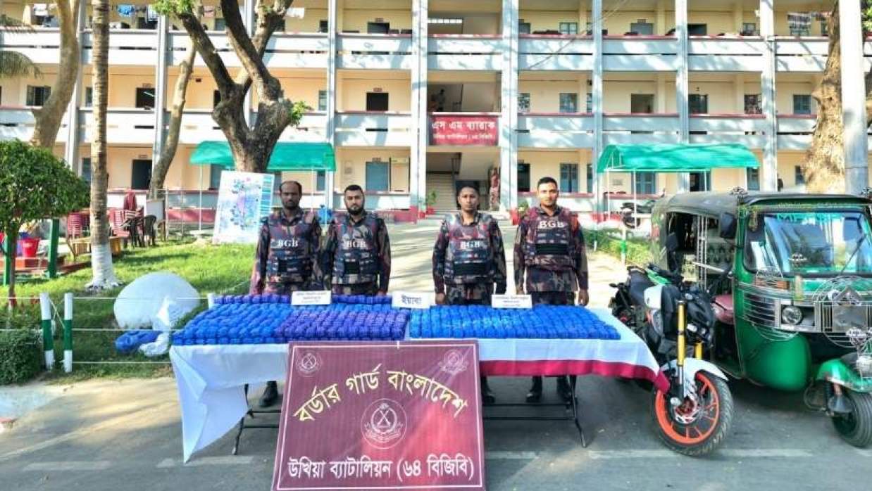  বিজিবির অভিযানে ইয়াবা উদ্ধার 