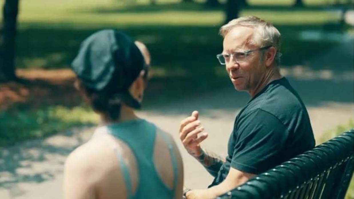 একটি ইট থেকে যেভাবে বহু বছর নির্যাতনের শিকার শিশুর খোঁজ পেলেন গোয়েন্দারা